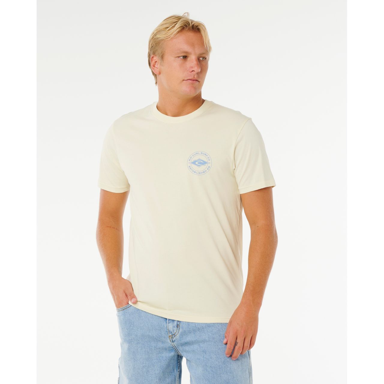 STAPLE TEE
