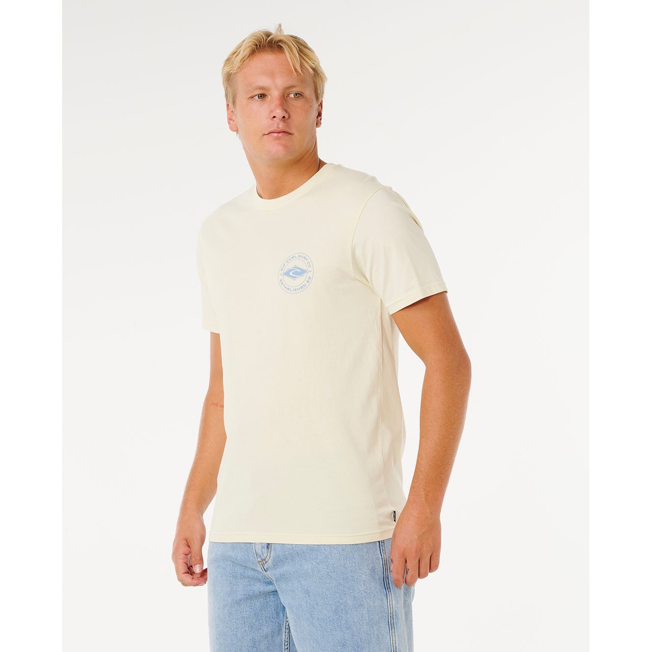 STAPLE TEE