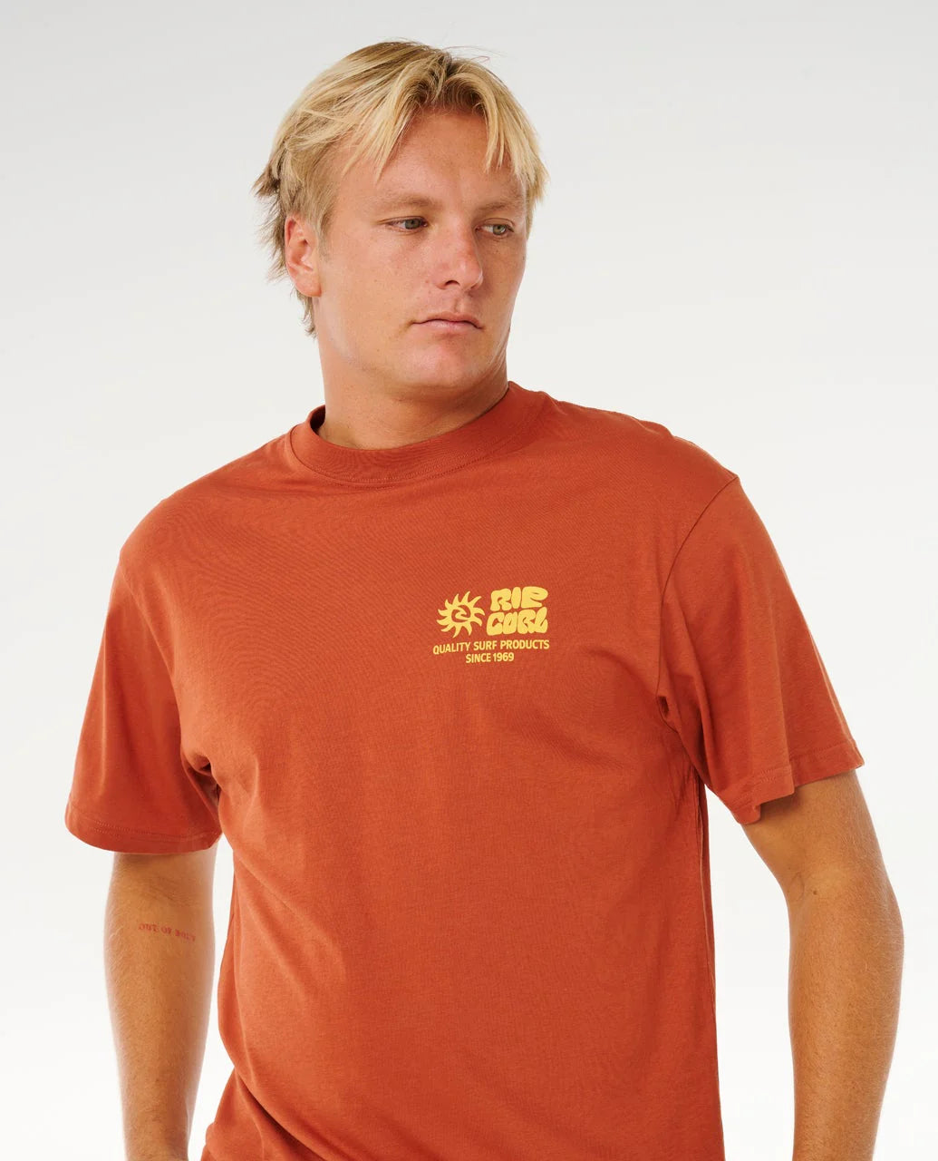 PACIFIC RINSE GLASS OFF TEE