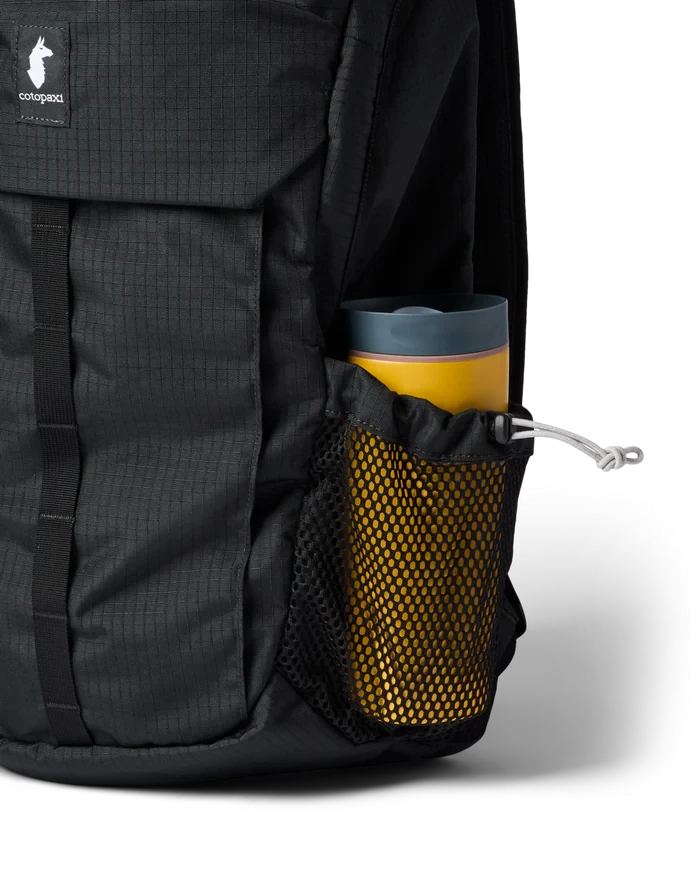 Clase 28L Daypack