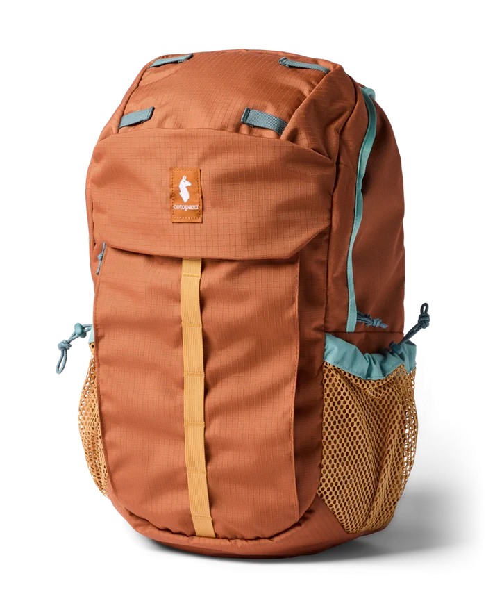Clase 28L Daypack